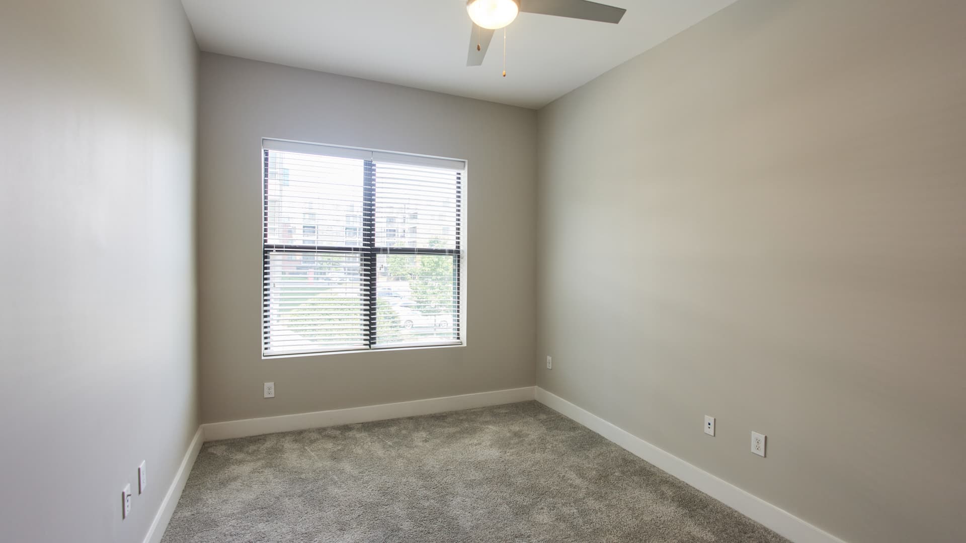 The Bishop Apartments 6 of 11