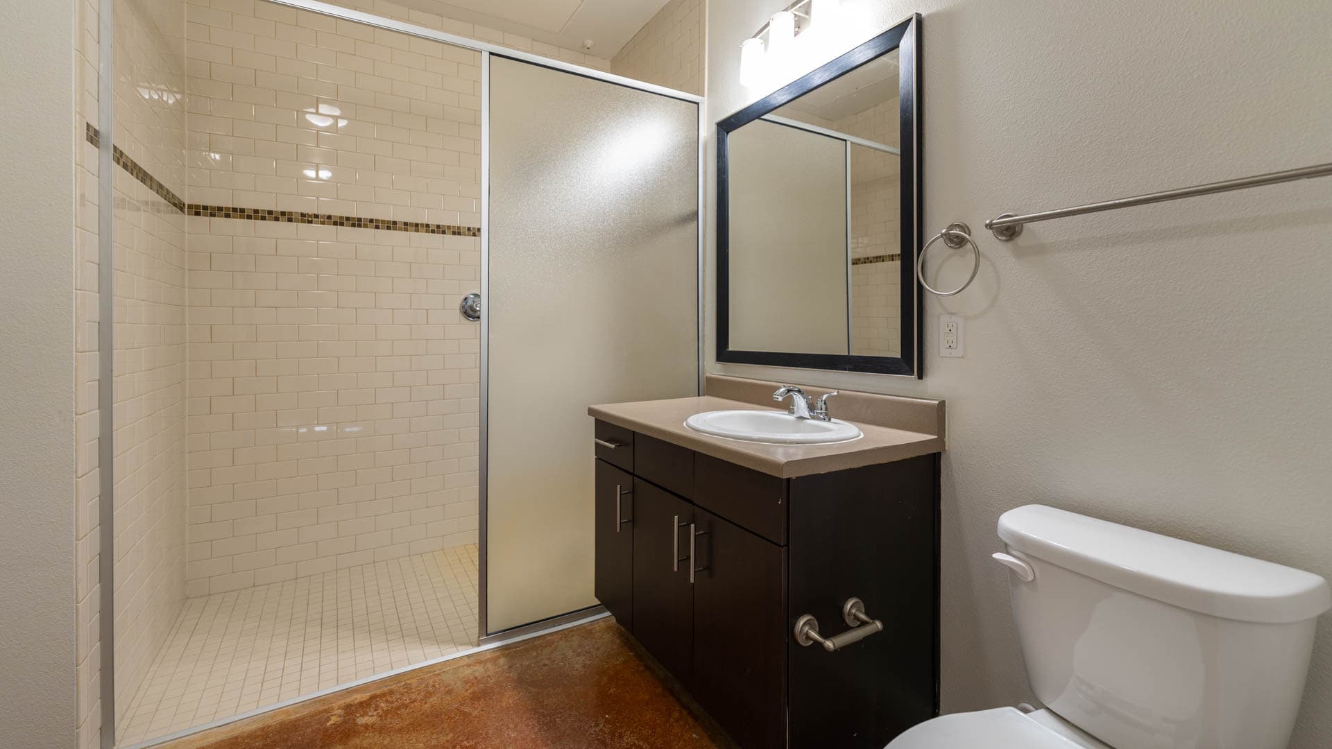Union at Carrollton Square Apartments 2 of 6