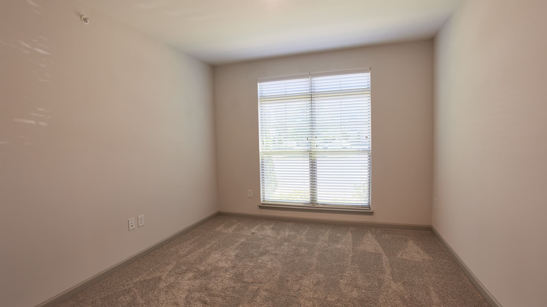 The View at Woodstock Apartments 8 of 9
