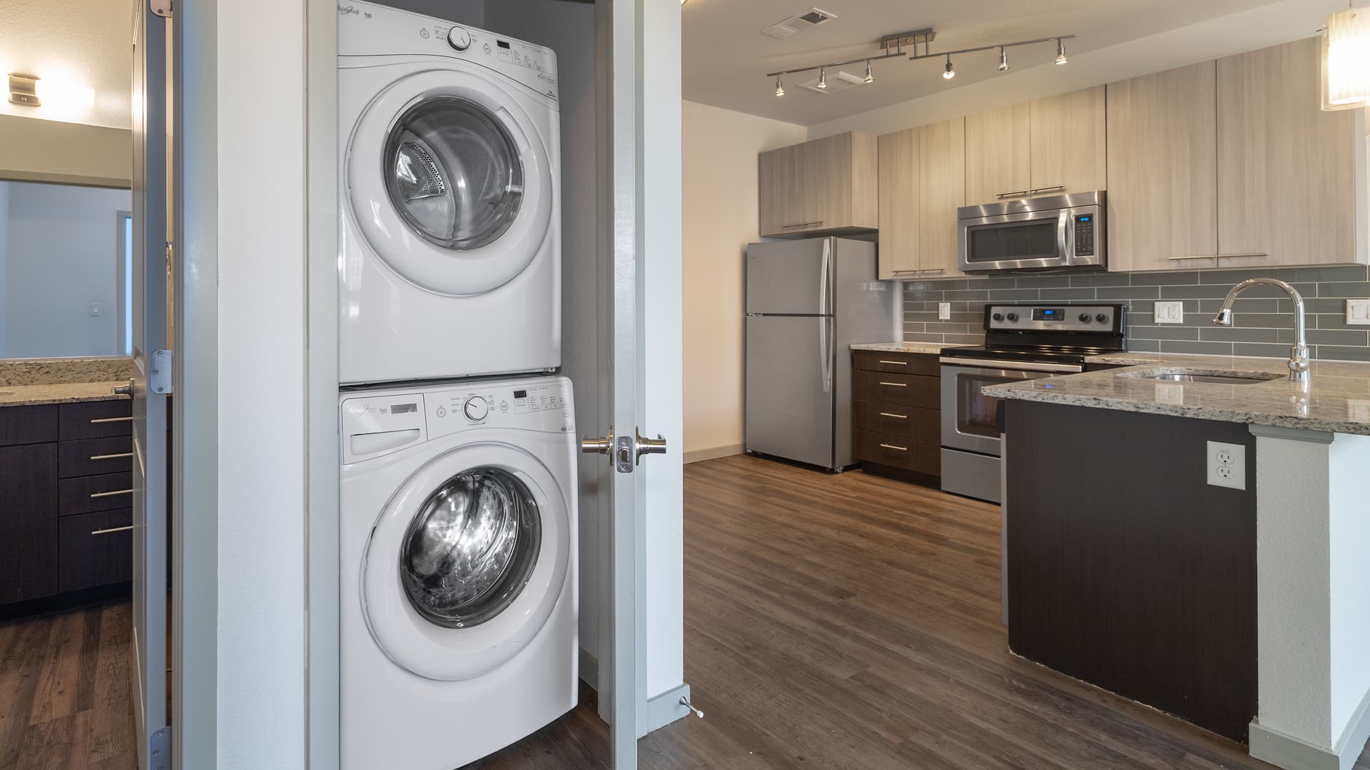 Milehouse Apartments 6 of 8