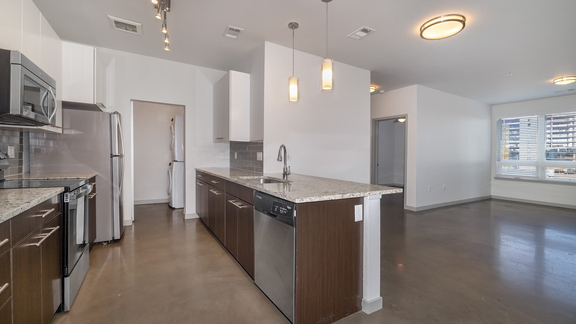 Milehouse Apartments 1 of 11