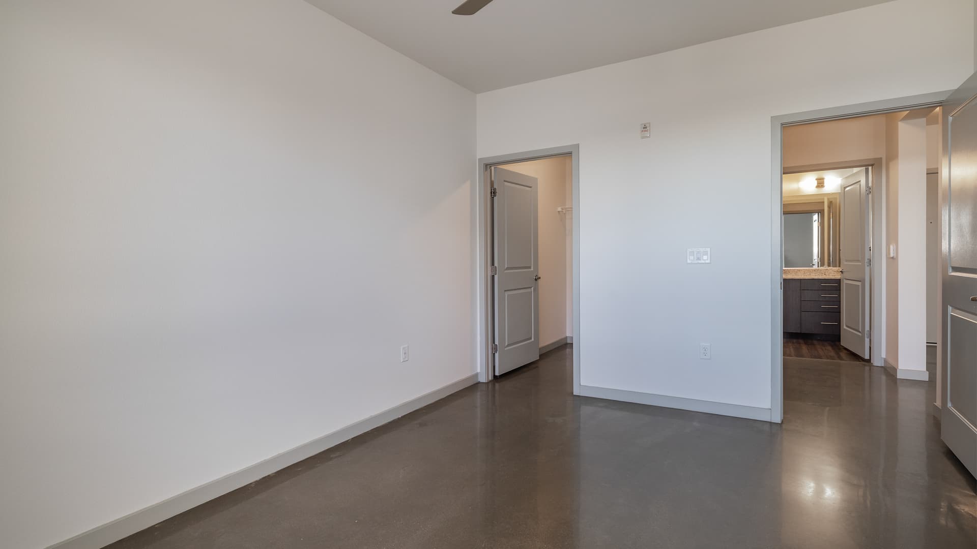 Milehouse Apartments 4 of 11