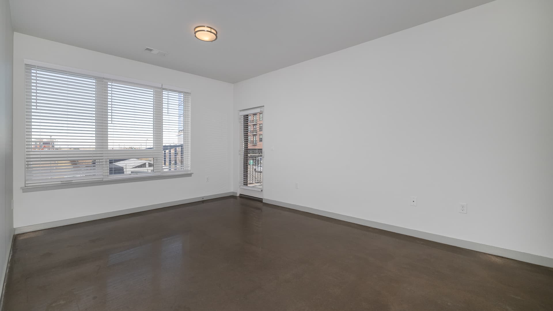 Milehouse Apartments 7 of 11