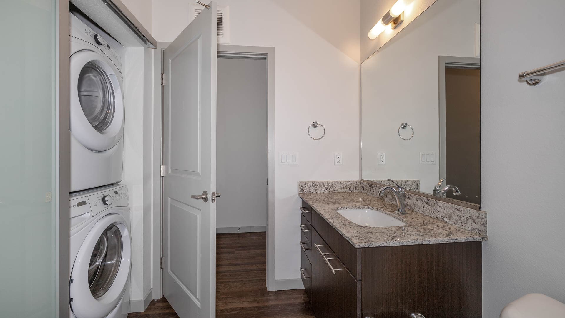 Milehouse Apartments 4 of 8