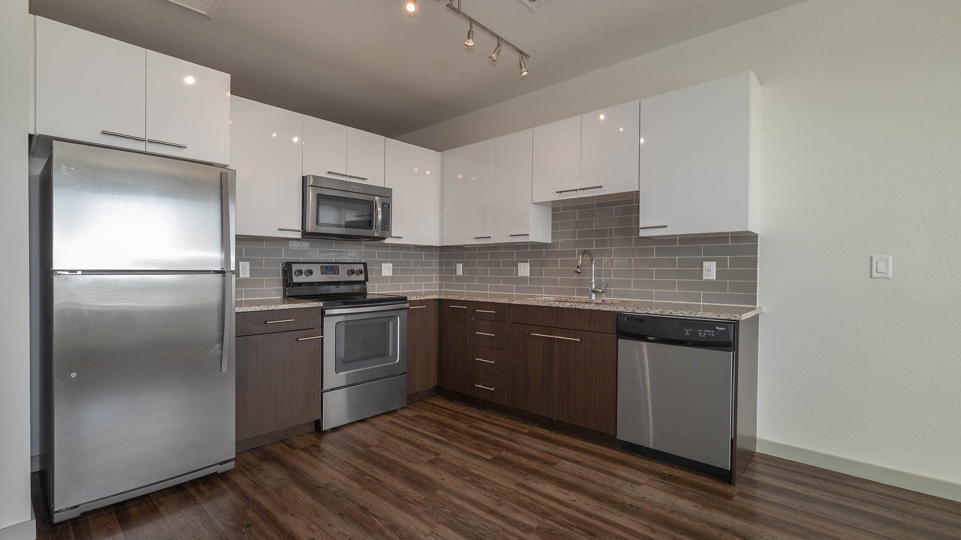 Milehouse Apartments 1 of 8
