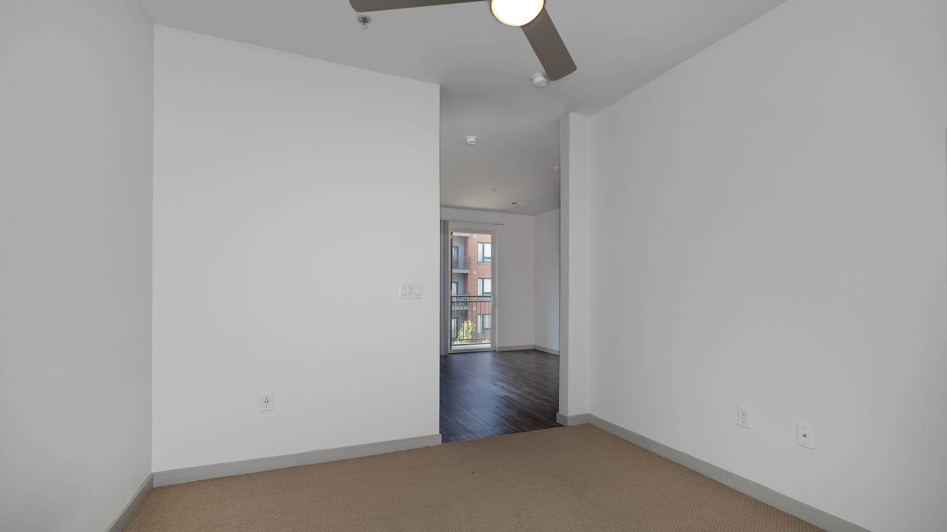 Milehouse Apartments 2 of 8