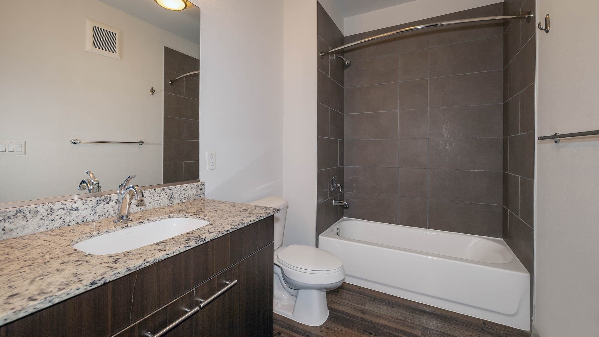 Milehouse Apartments 31 of 57