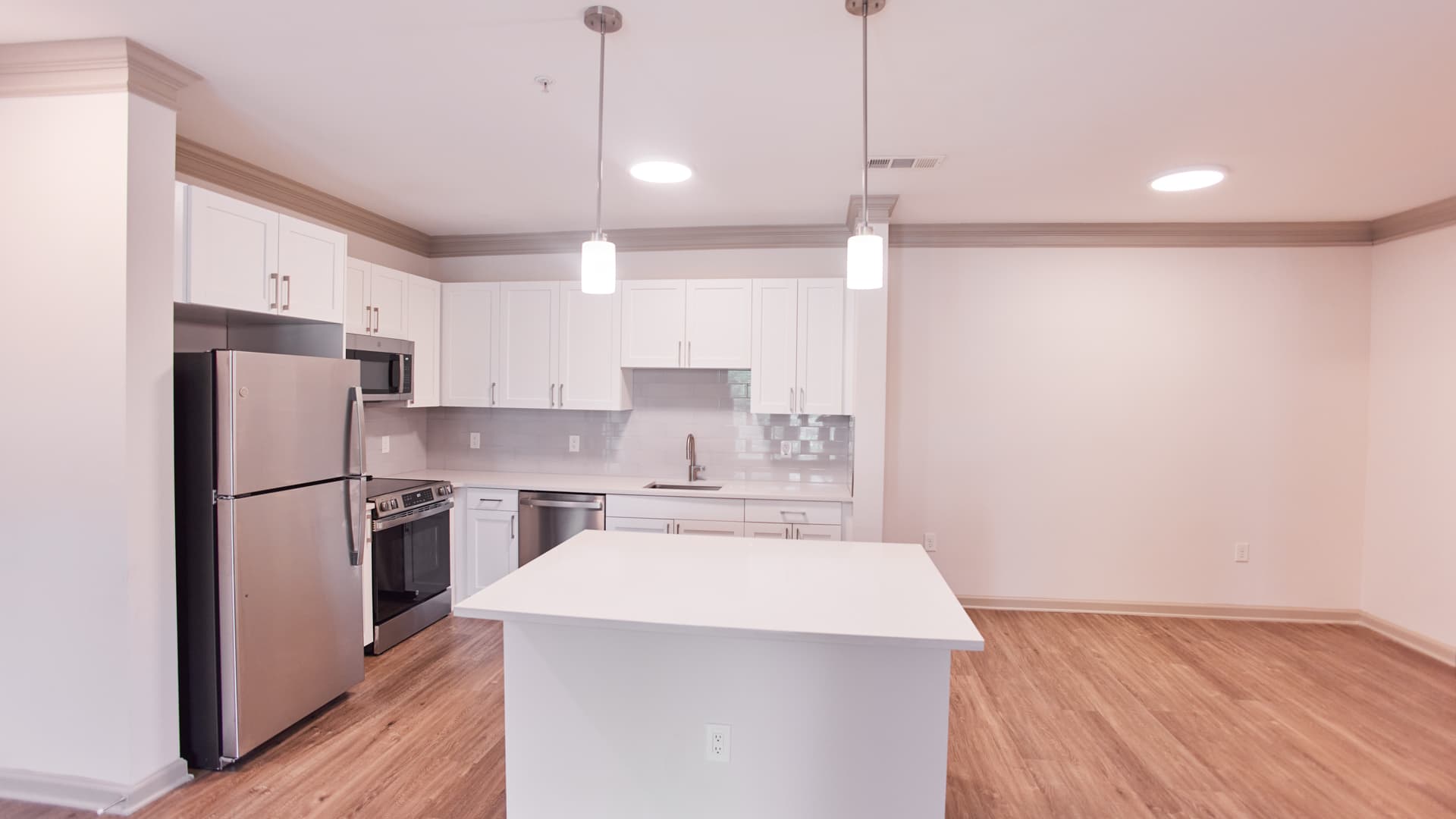 Station 92 Apartments 8 of 10
