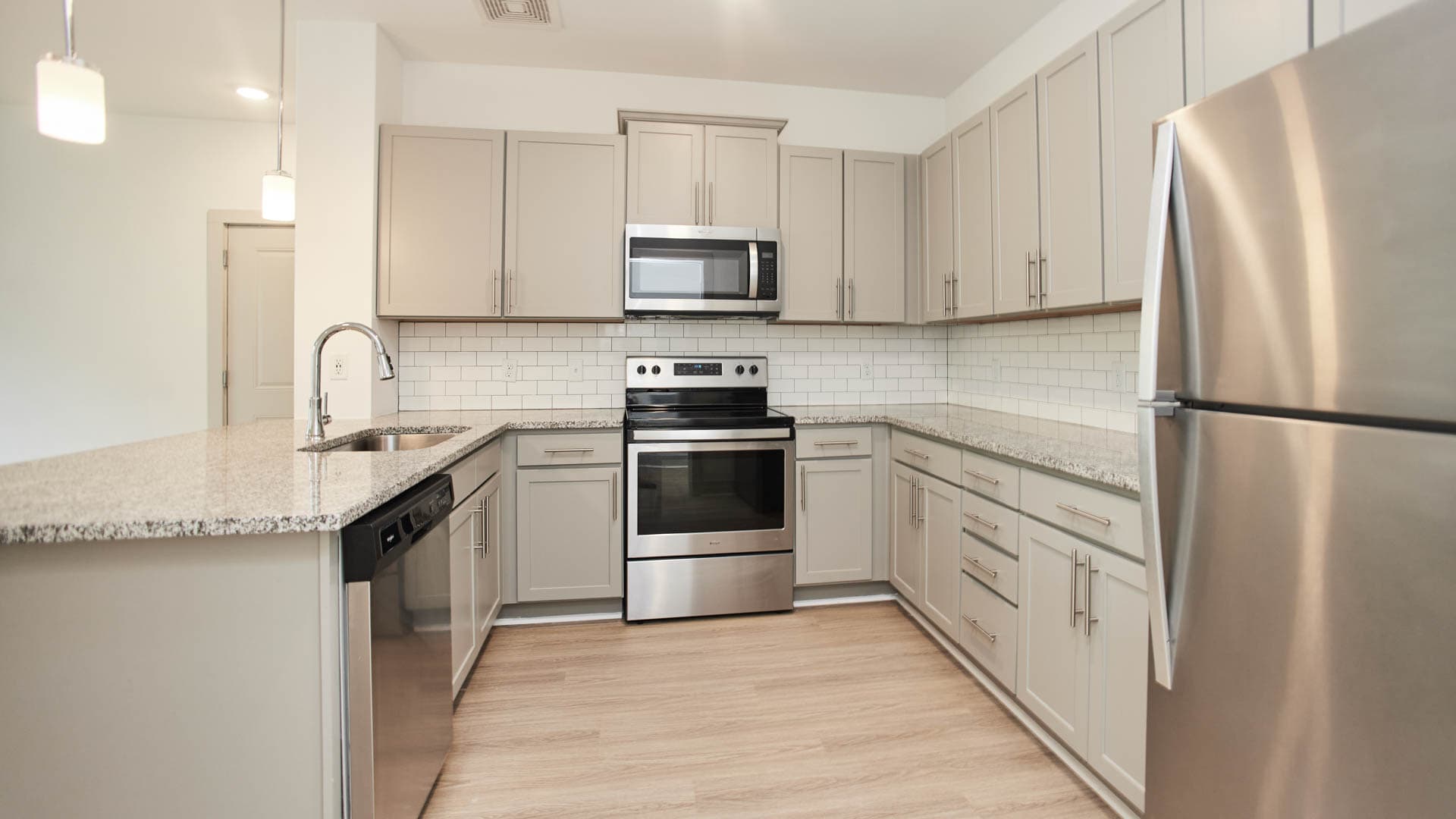 Sixes Ridge Apartments 2 of 8