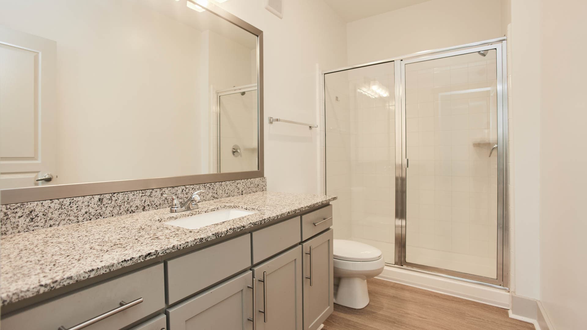Sixes Ridge Apartments 5 of 8