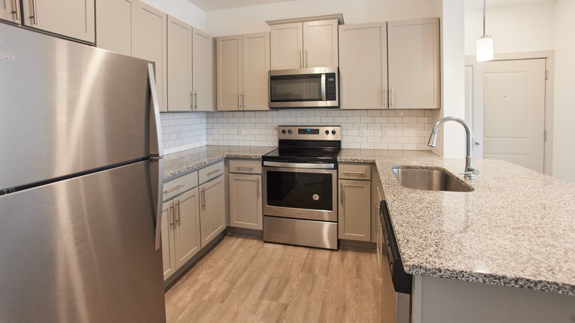 Sixes Ridge Apartments 5 of 8