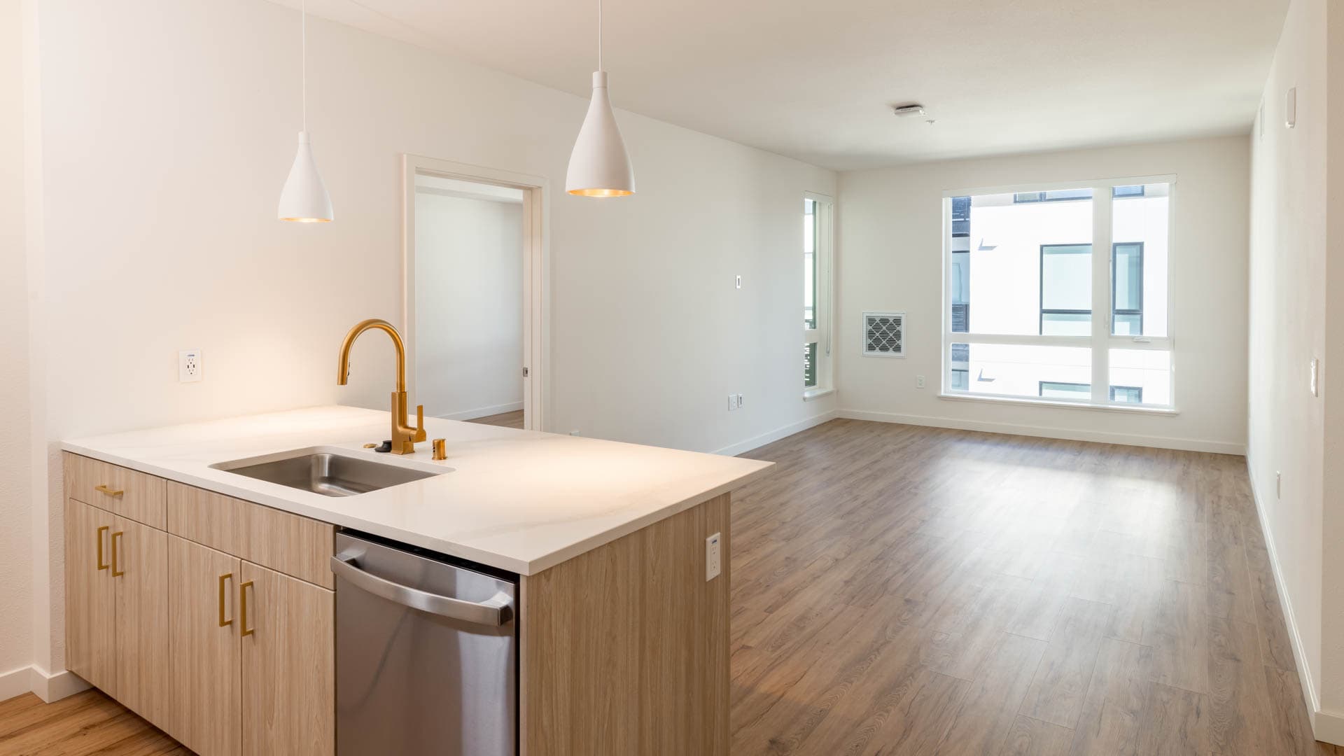 Lorien Ivy Apartments 1 of 11