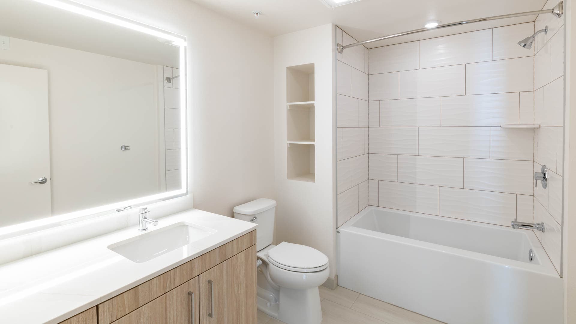 Lorien Ivy Apartments 4 of 11