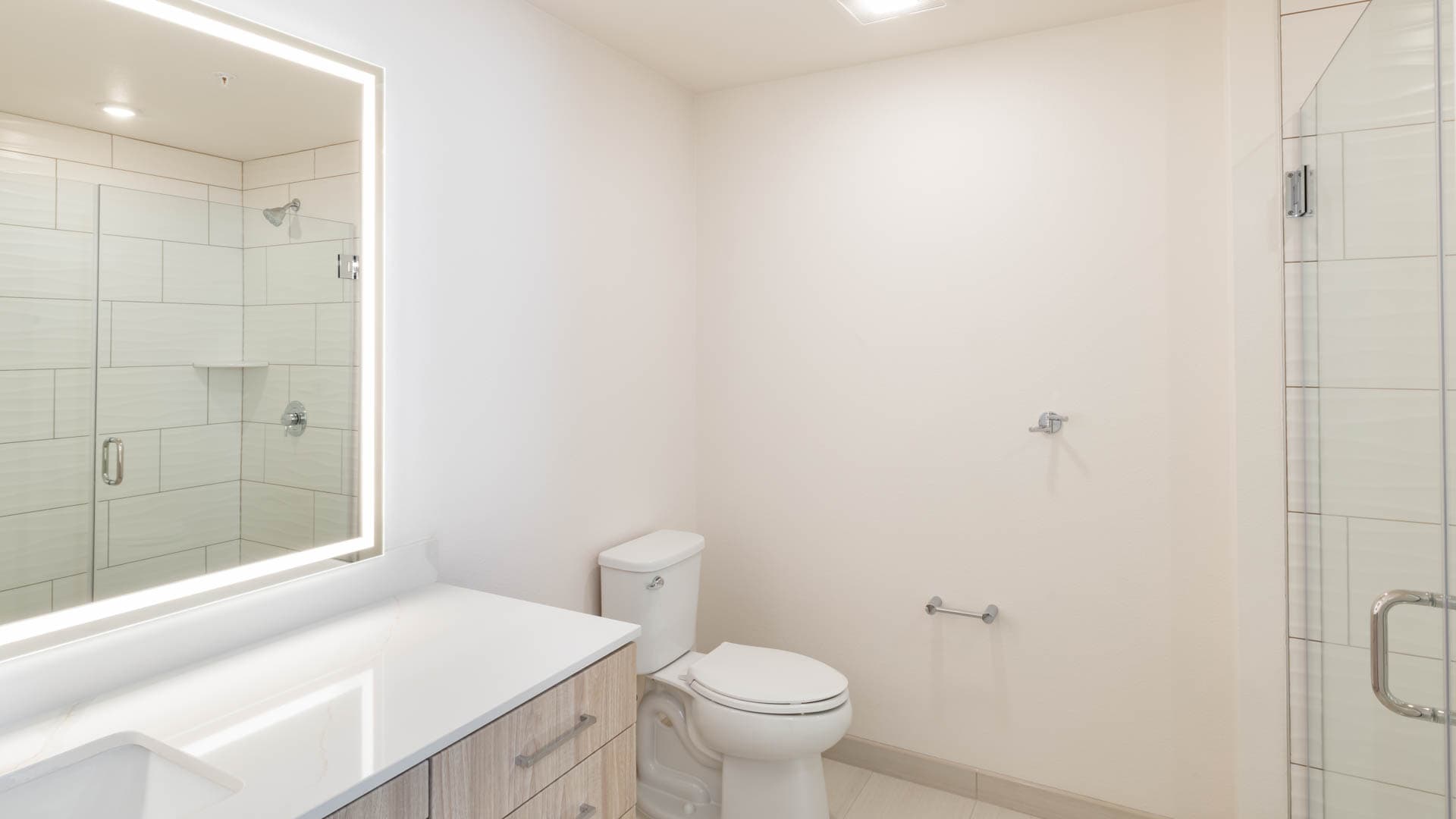 Lorien Ivy Apartments 8 of 11