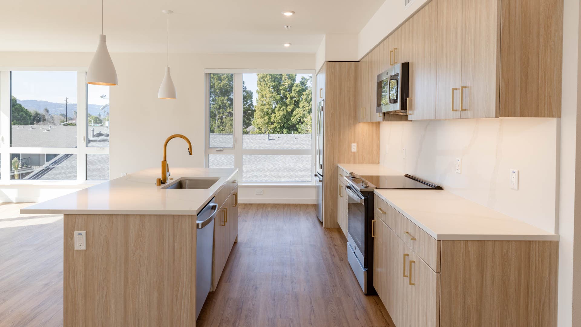 Lorien Ivy Apartments 4 of 11