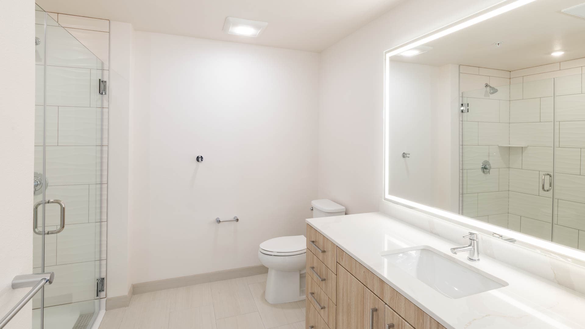 Lorien Ivy Apartments 4 of 8