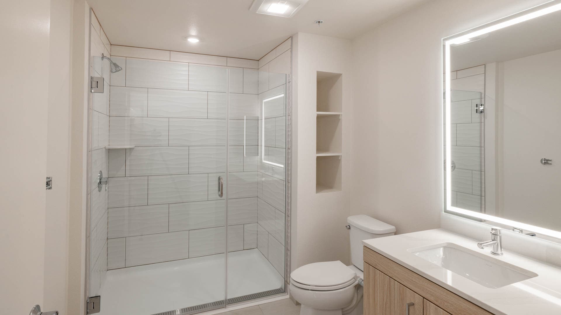 Lorien Ivy Apartments 4 of 9