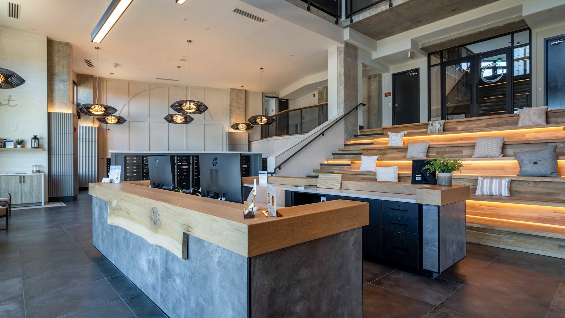 Lyric Sugar Hill Apartments 2 of 33