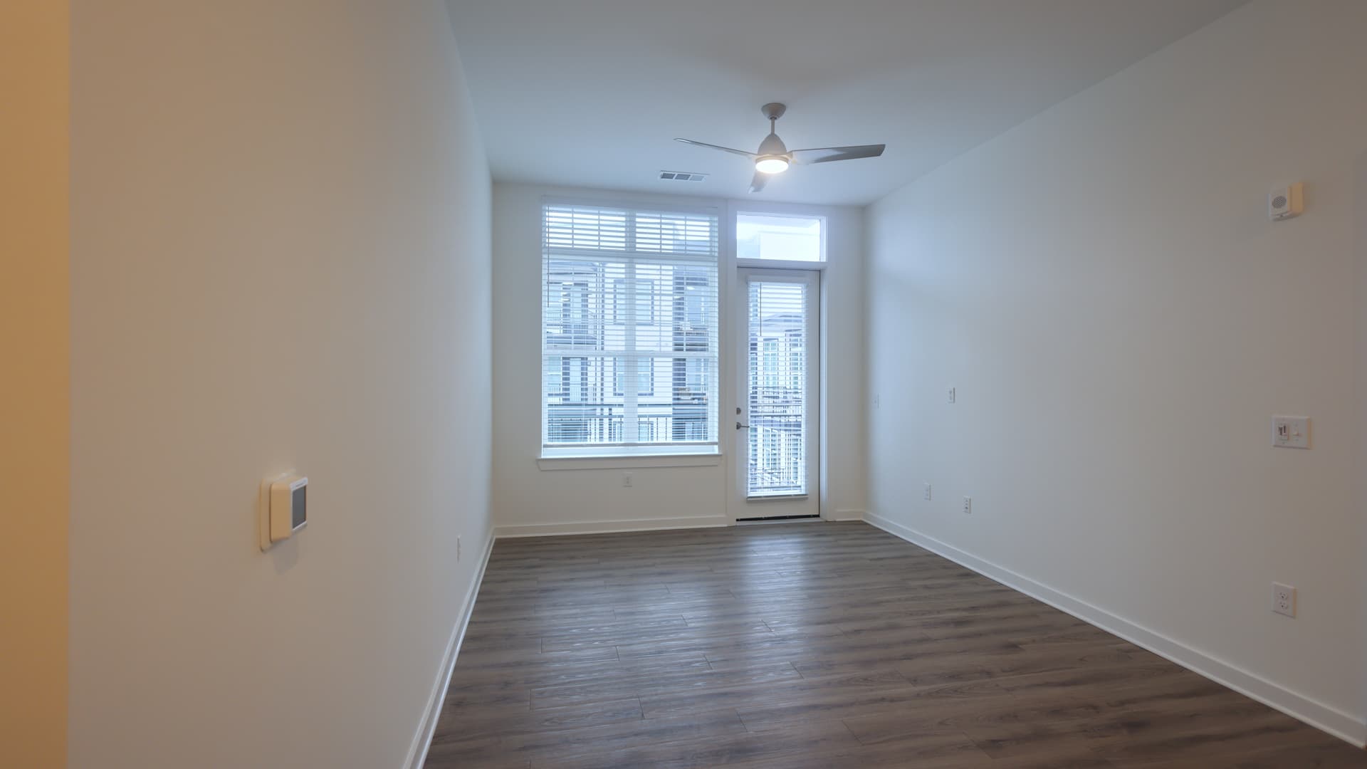 Lyric Sugar Hill Apartments 2 of 11