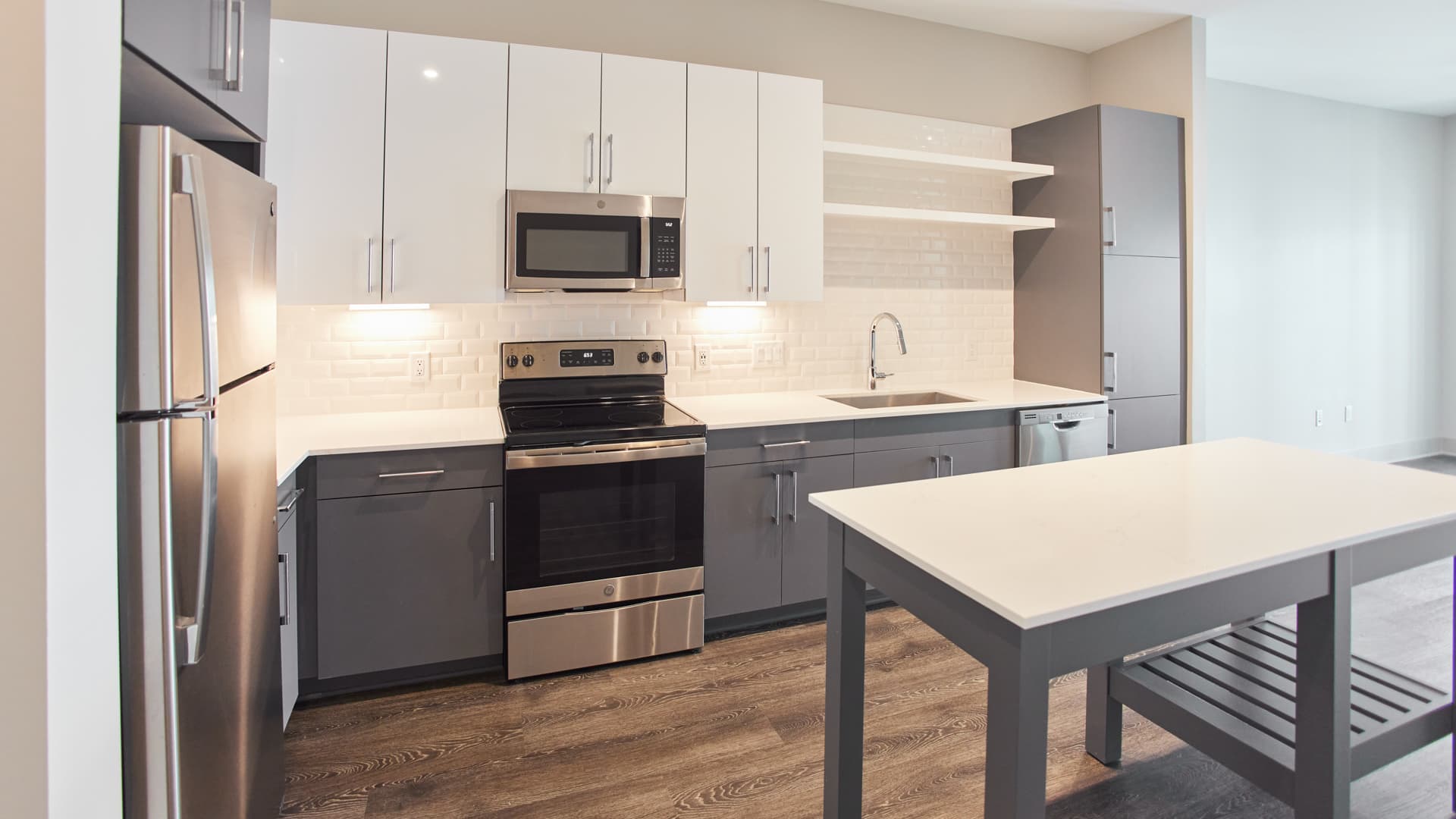 Stillhouse Vinings Apartments 1 of 8