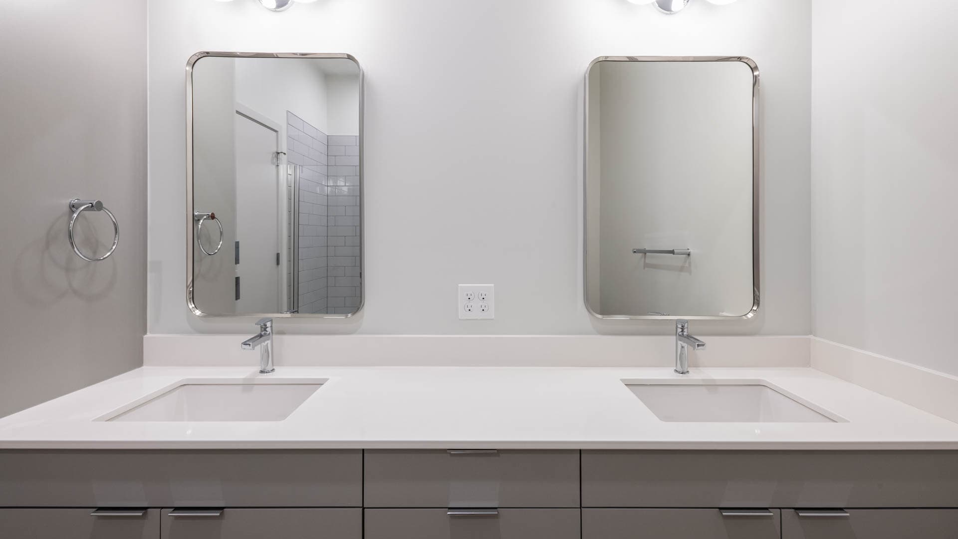 The Basin Apartments 6 of 11