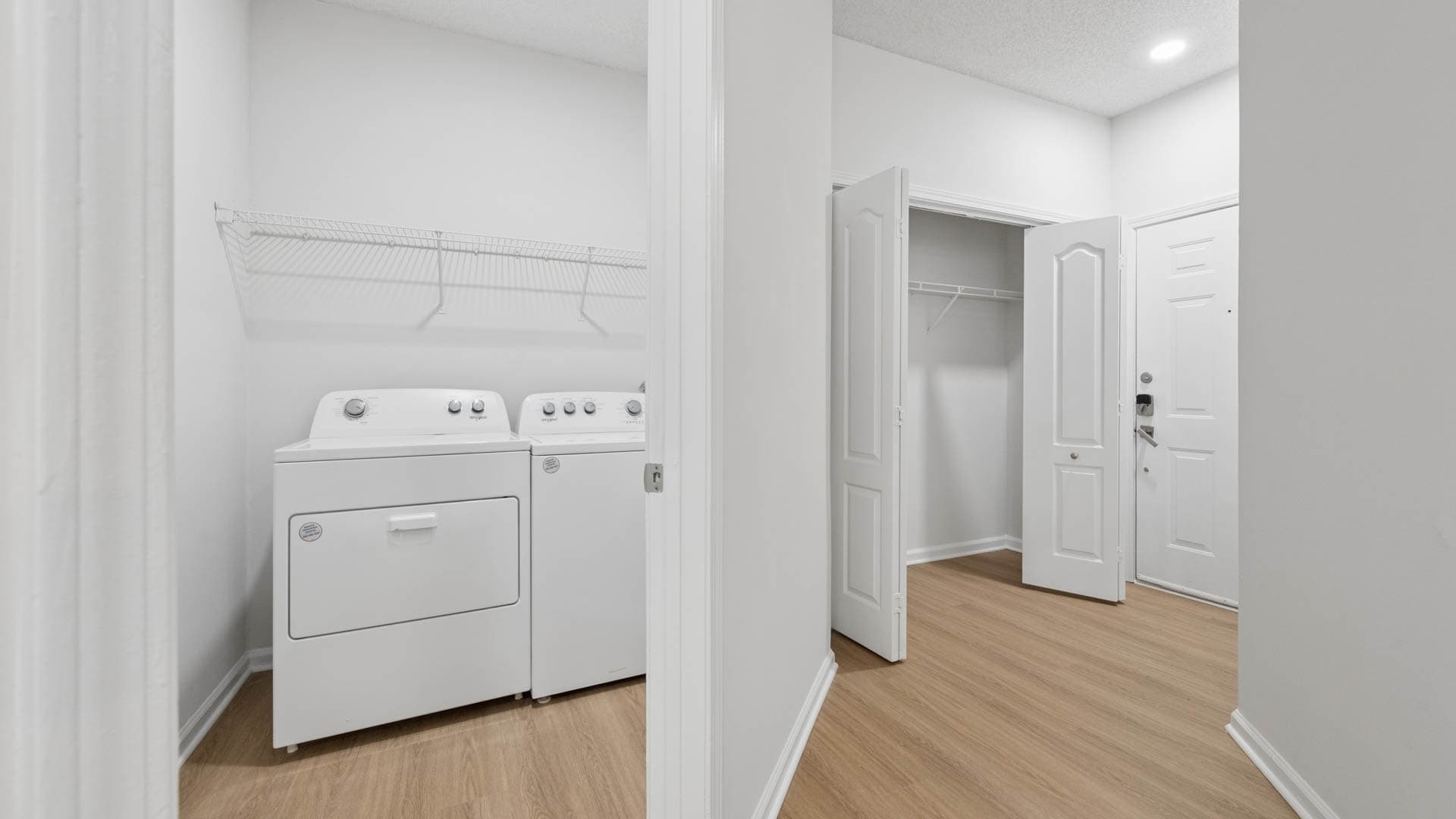 Lex Alpharetta Apartments 5 of 10