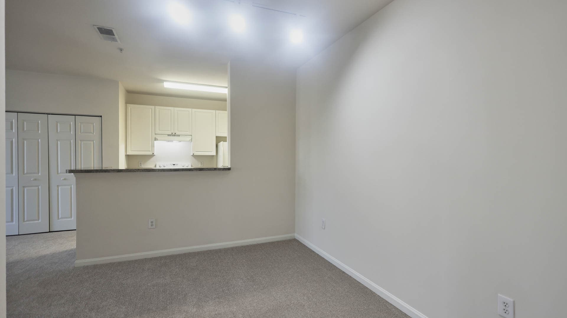 Summit Crossing Apartments 3 of 11