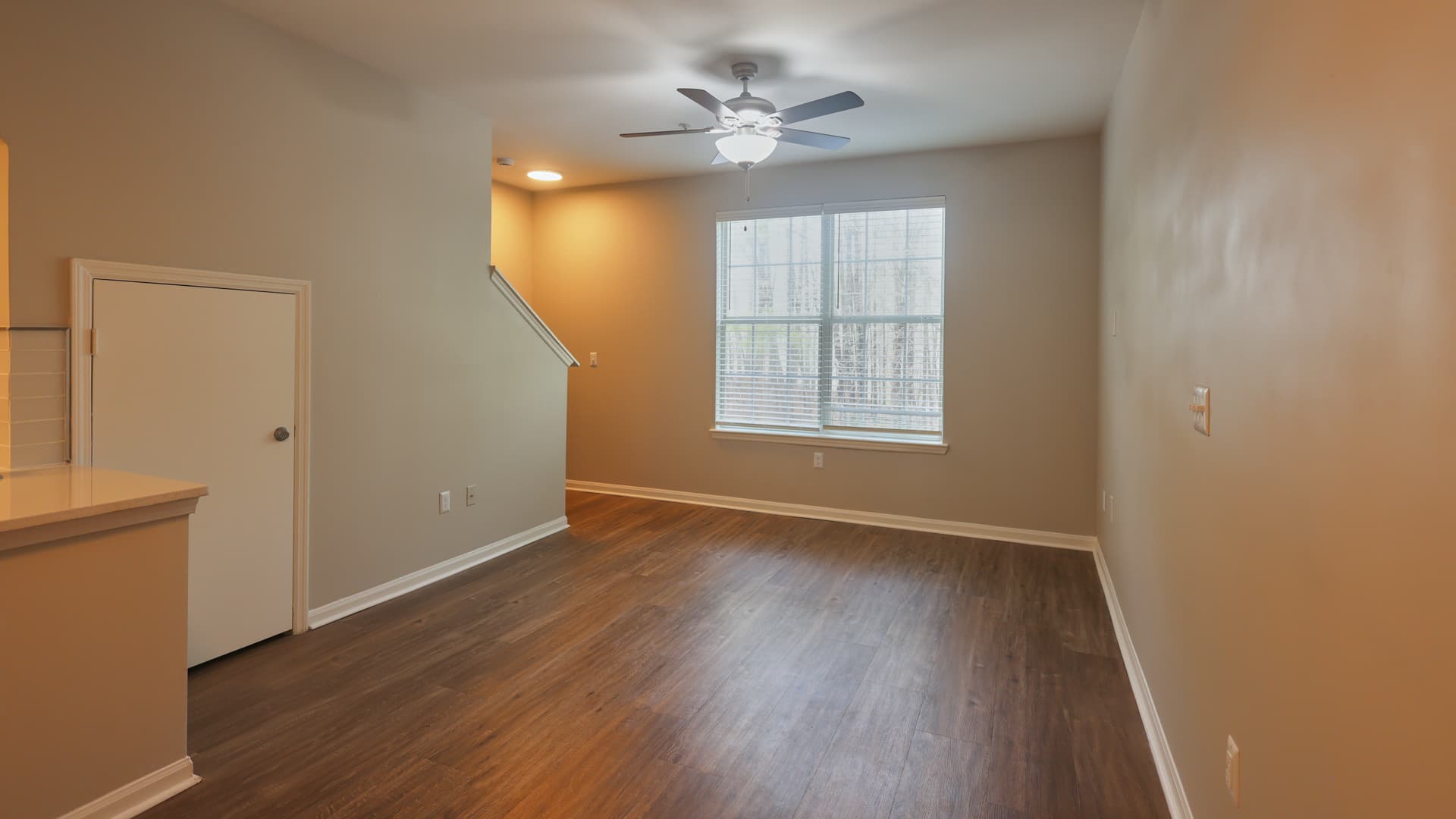 Summit Crossing Apartments 4 of 7