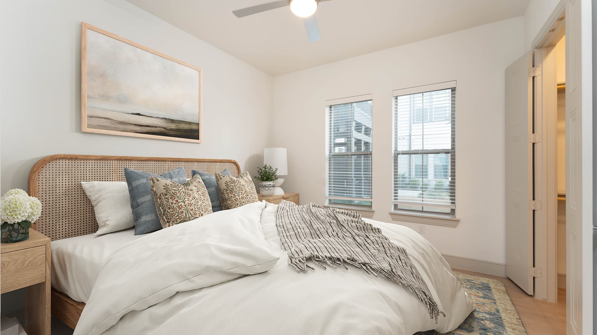 The Louise Apartments 10 of 12