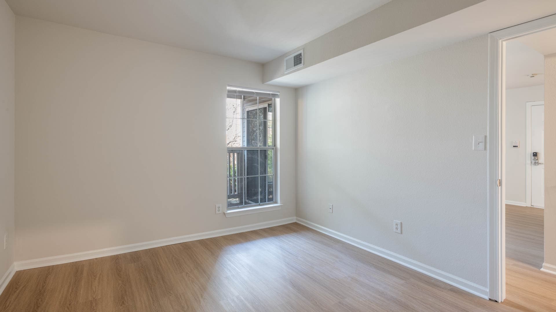 Lincoln Heights Apartments 2 of 6