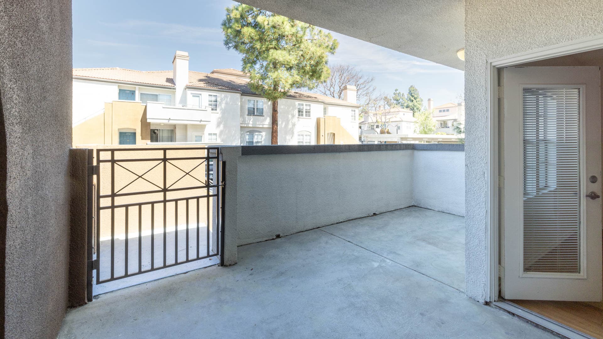 Northglen Apartments 6 of 9