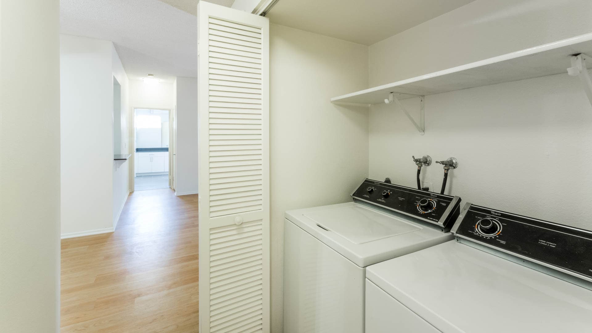 Northglen Apartments 4 of 11