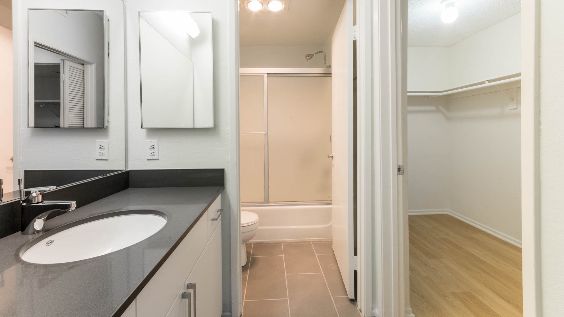 Northglen Apartments 3 of 11