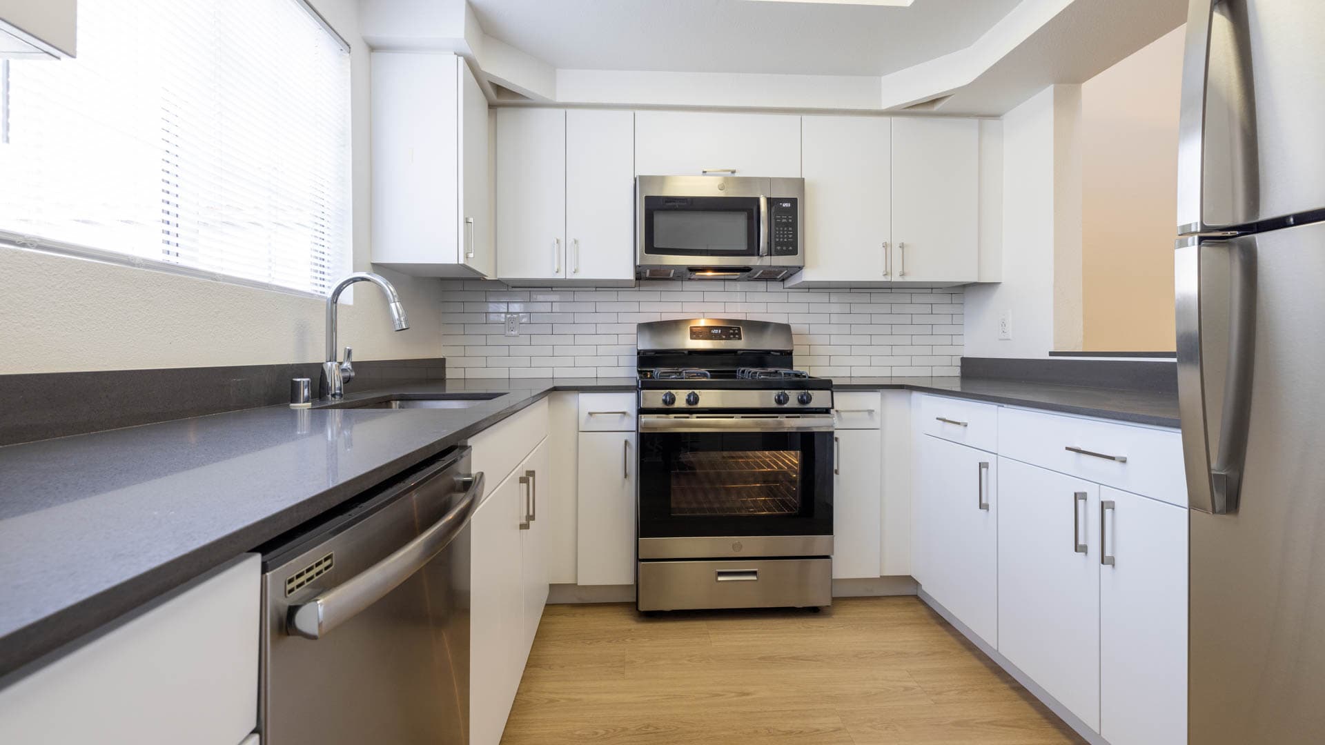 Northglen Apartments 6 of 30