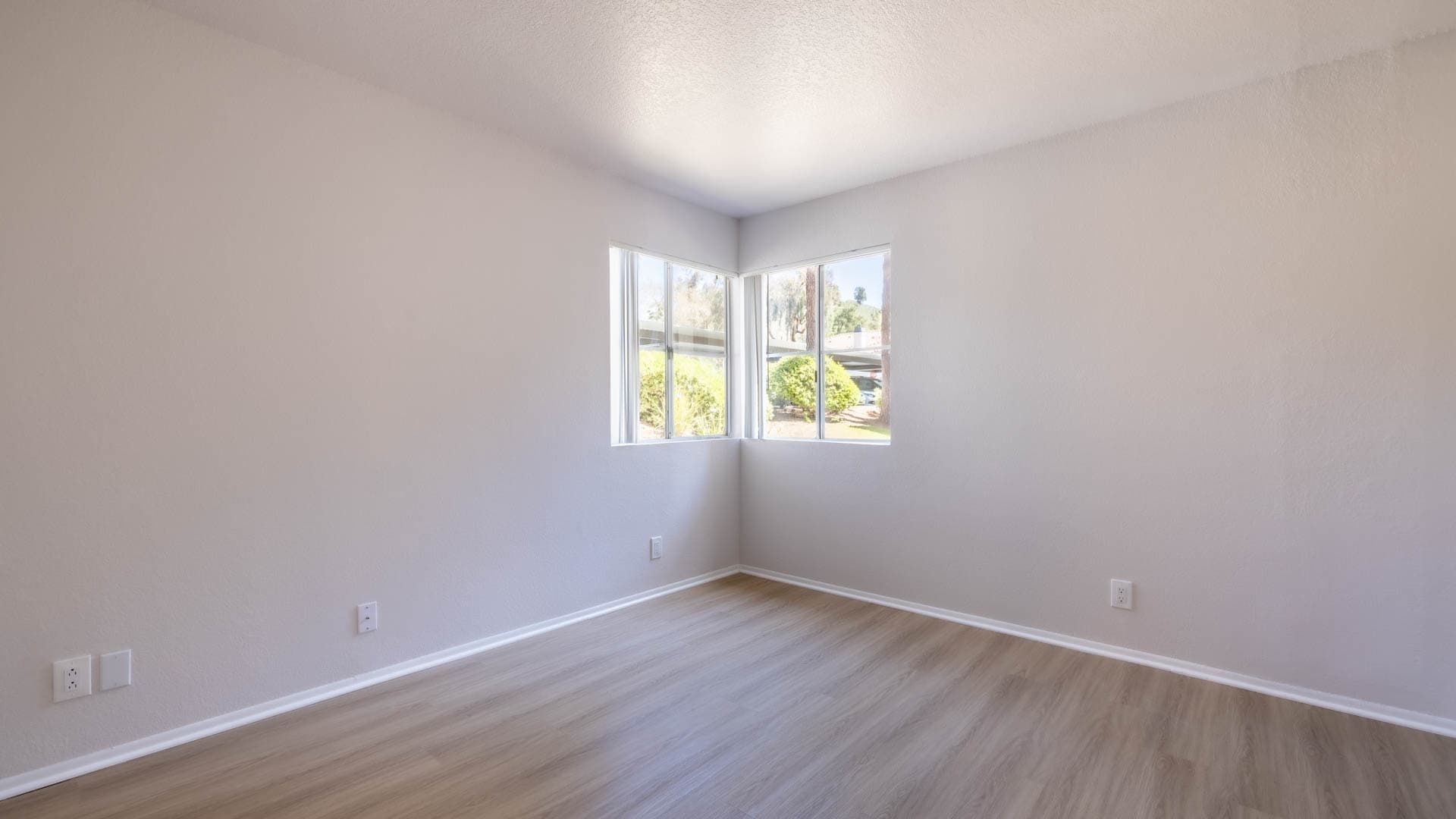 Oak Park Apartment Homes 2 of 10