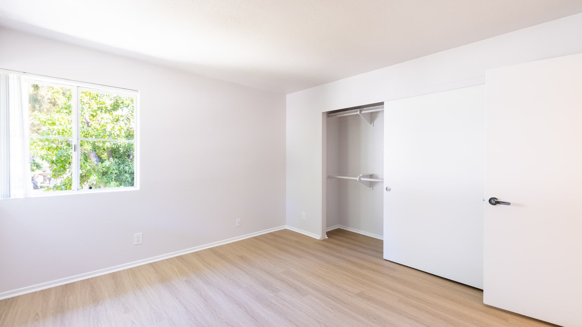 Oak Park Apartment Homes 3 of 13