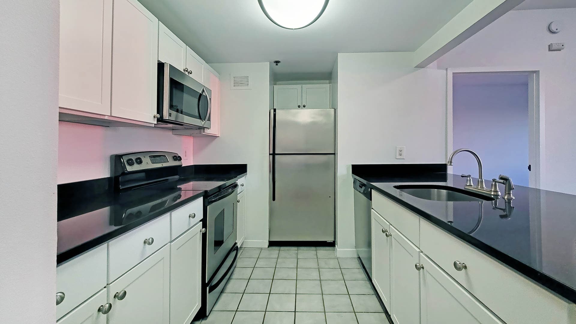Portside Towers Apartments 4 of 6