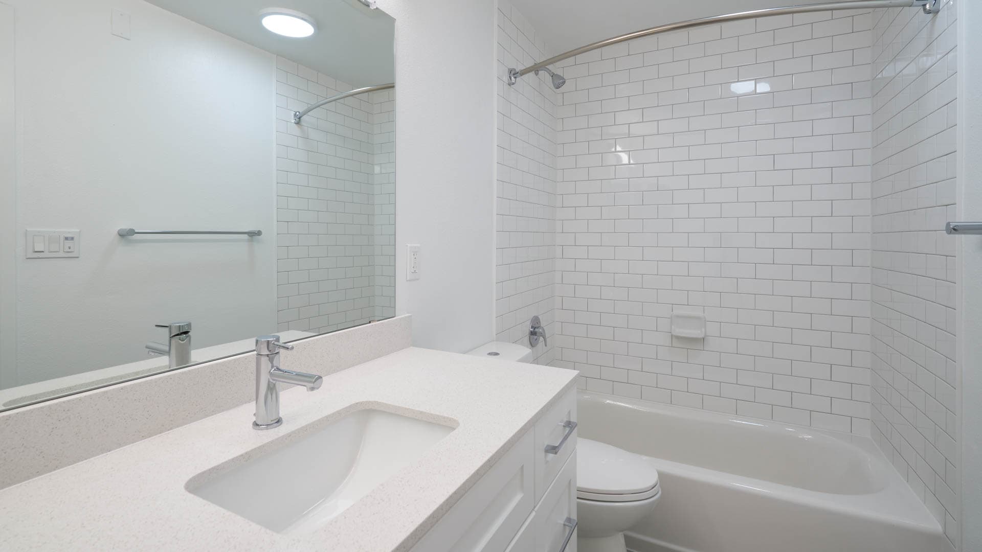 Bellevue Meadows Apartments 2 of 11
