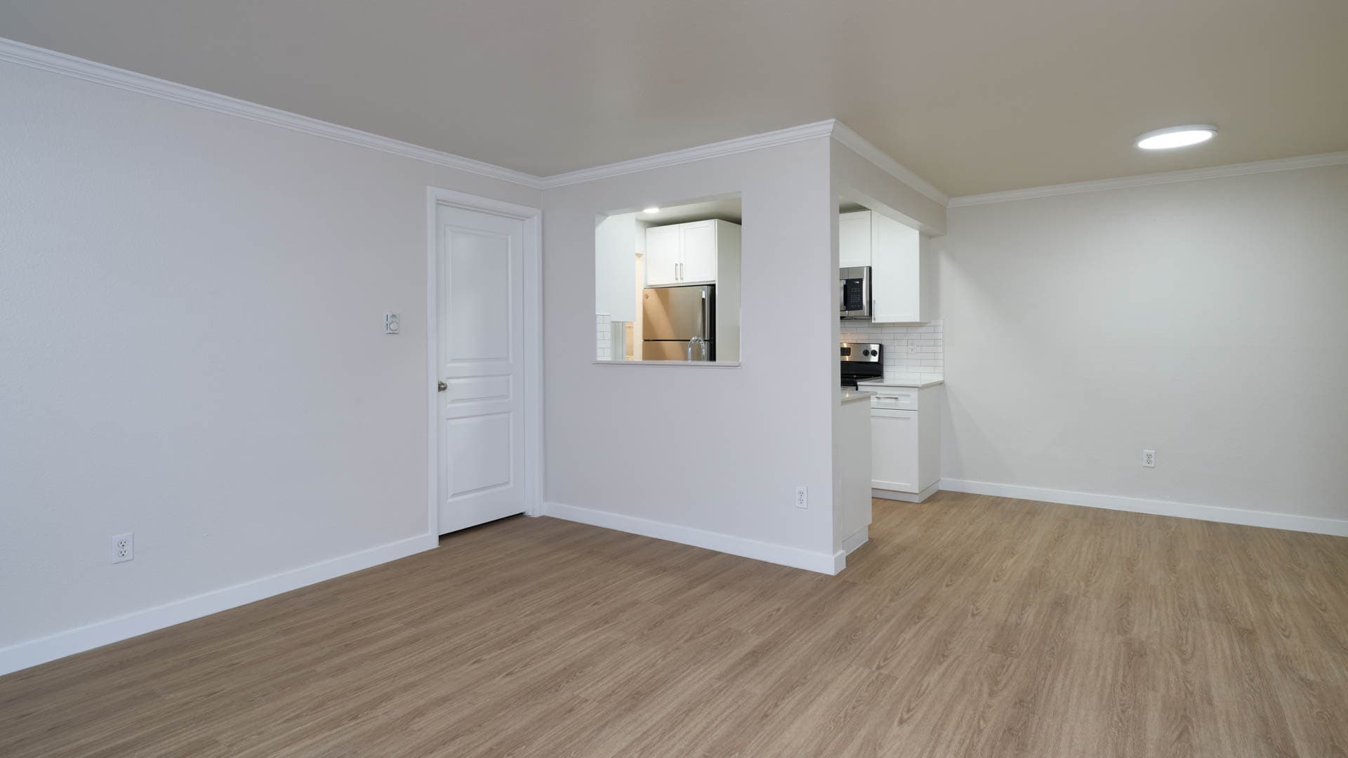 Bellevue Meadows Apartments 4 of 11