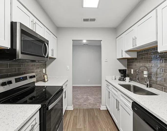 ReNew Dunwoody 2 of 3