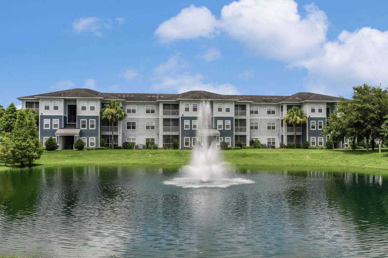 Arbor Glen Apartments Lakeland Fl 1 of 14