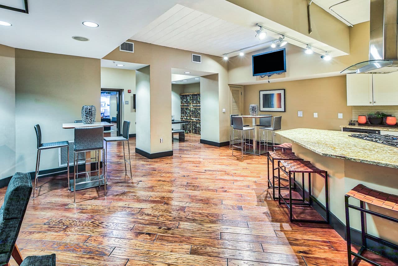 McHenry Row Apartments 2 of 22