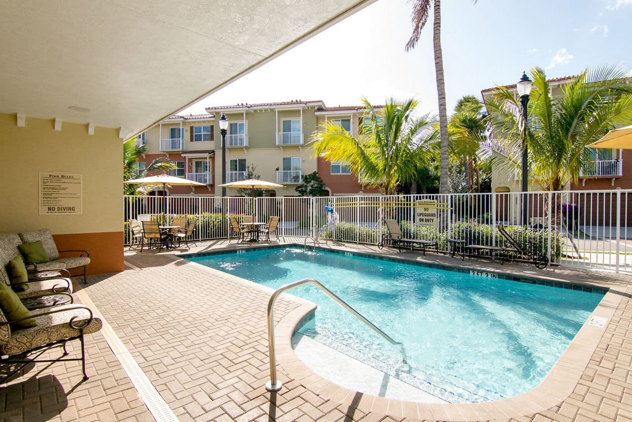 Midtown Delray Apartments 12 of 15