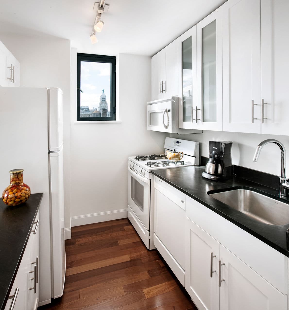 Instrata Gramercy Apartments New York Ny 13 of 28