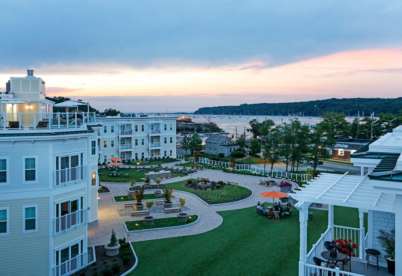 The Shipyard at Port Jefferson Harbor Apartments 8 of 8