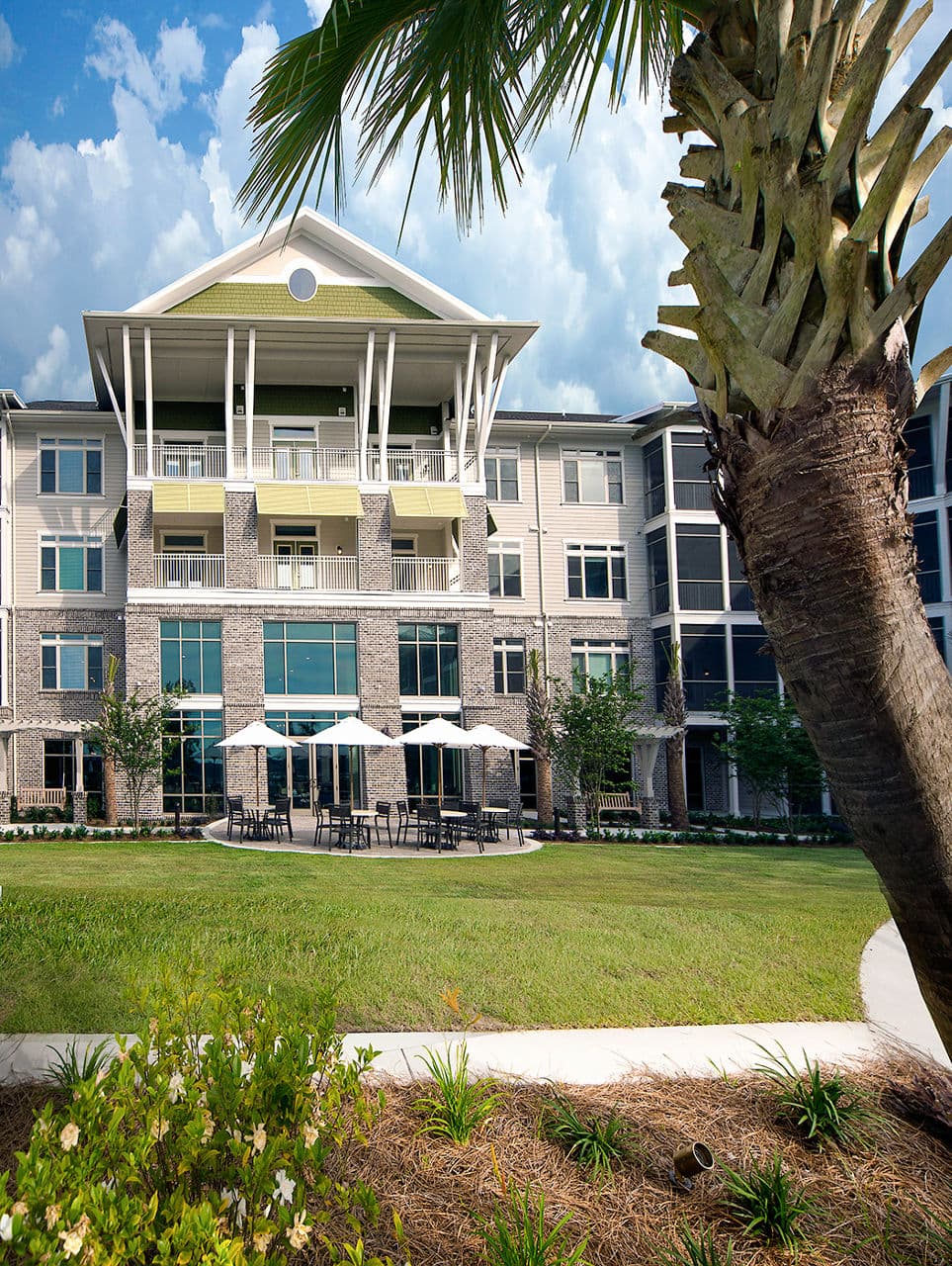Waterwalk At Shelter Cove Towne Centre Apartments Hilton Head Island Sc 13 of 23