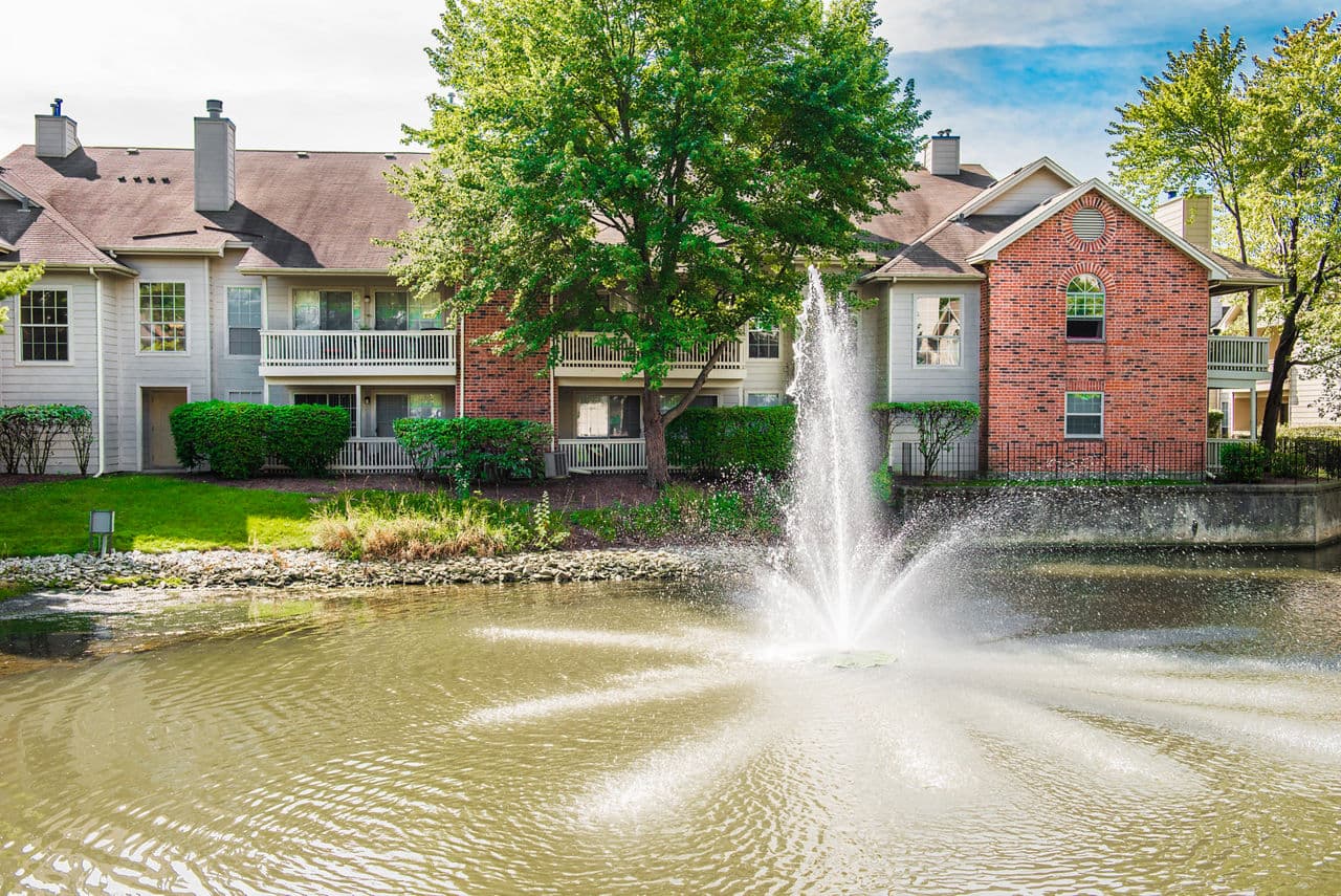 Martins Point Lombard Il 1 of 31