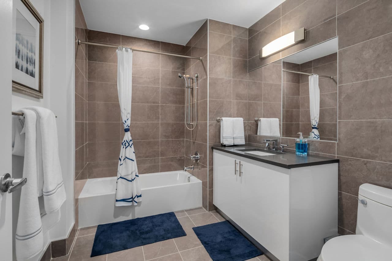 360 Huguenot New Rochelle Ny 17 of 17