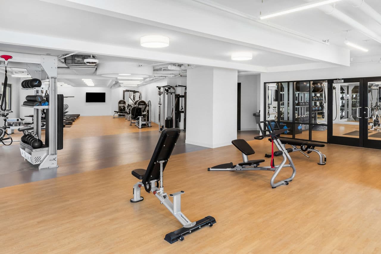 360 Huguenot New Rochelle Ny 8 of 17