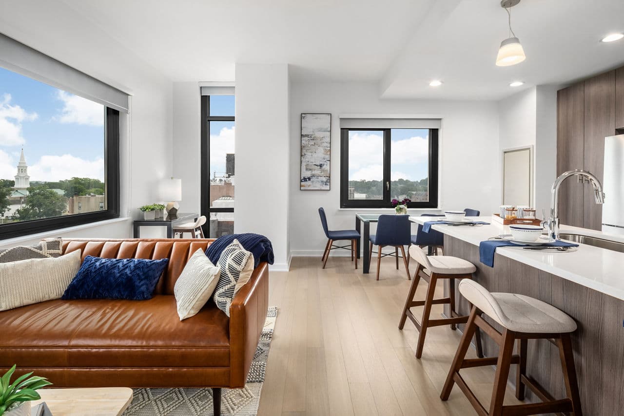 360 Huguenot New Rochelle Ny 12 of 17